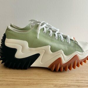 Converse Run Star Move Platform Low top Sneakers in Aloe Green